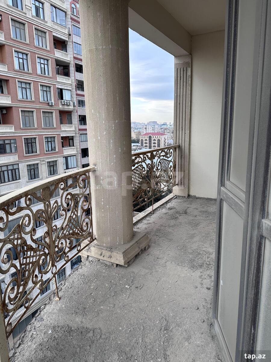 3-otaqlı yeni tikili, Faiq Yusifov küç., 145 m²