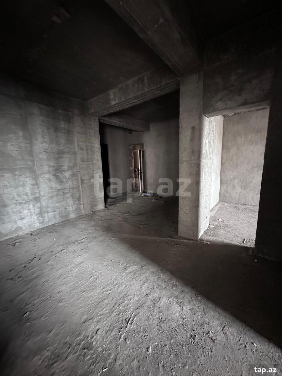 3-otaqlı yeni tikili, Faiq Yusifov küç., 145 m²