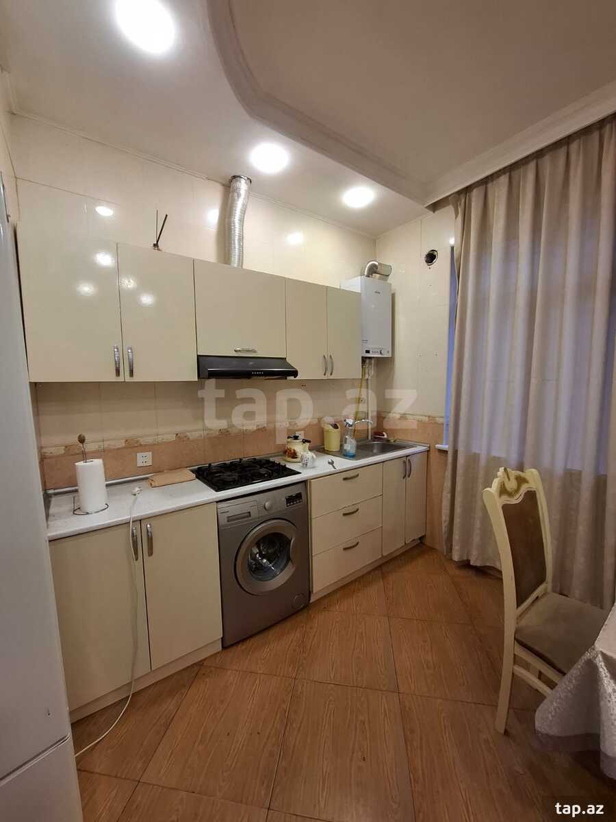 4-otaqlı mənzil kirayə verilir, 28 May m., 100 m²