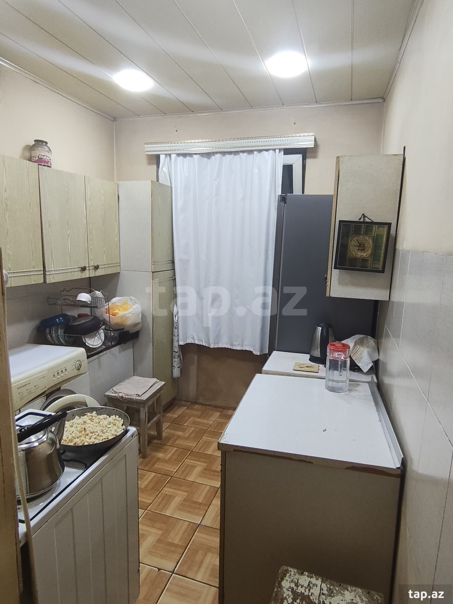 4-otaqlı mənzil, Cəmşid Naxçıvanski küç. 73, 80 m²