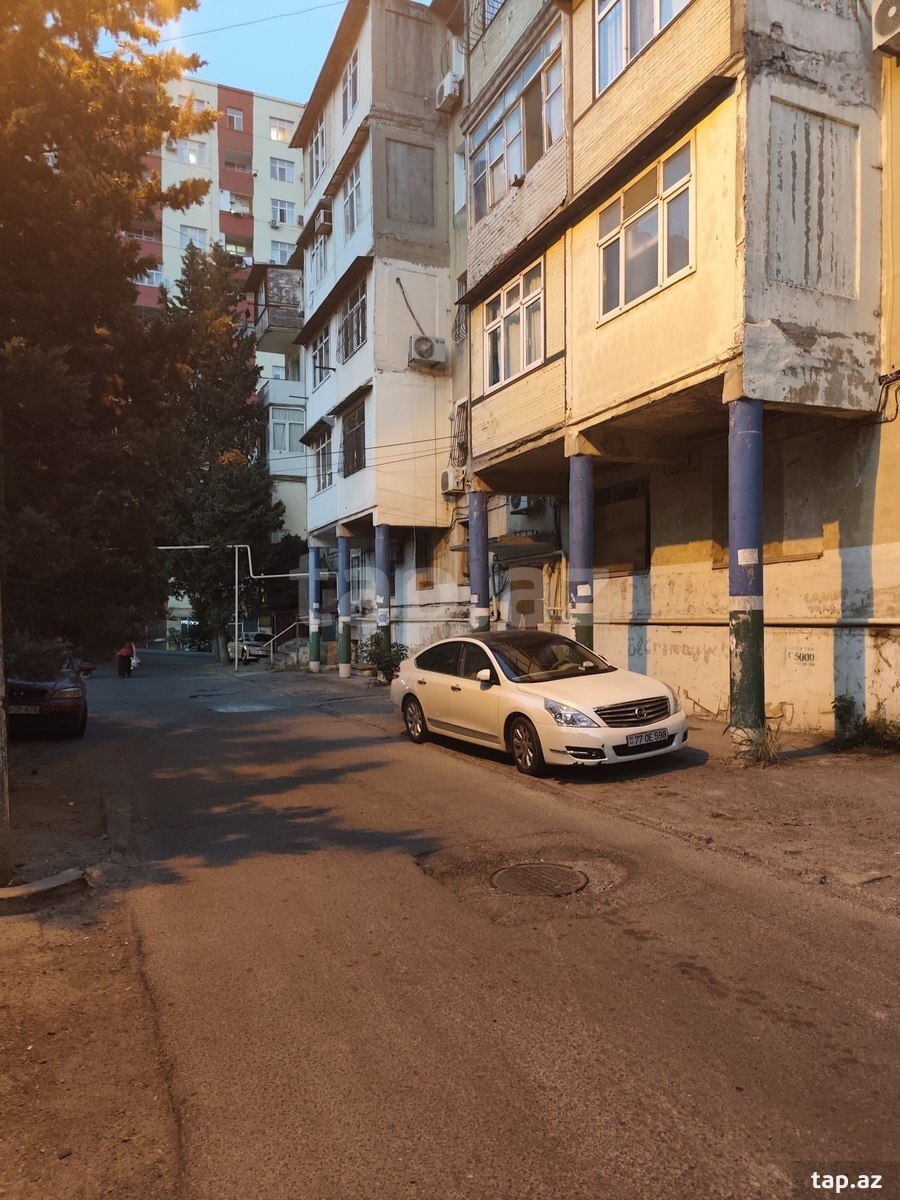 4-otaqlı mənzil, Cəmşid Naxçıvanski küç. 73, 80 m²