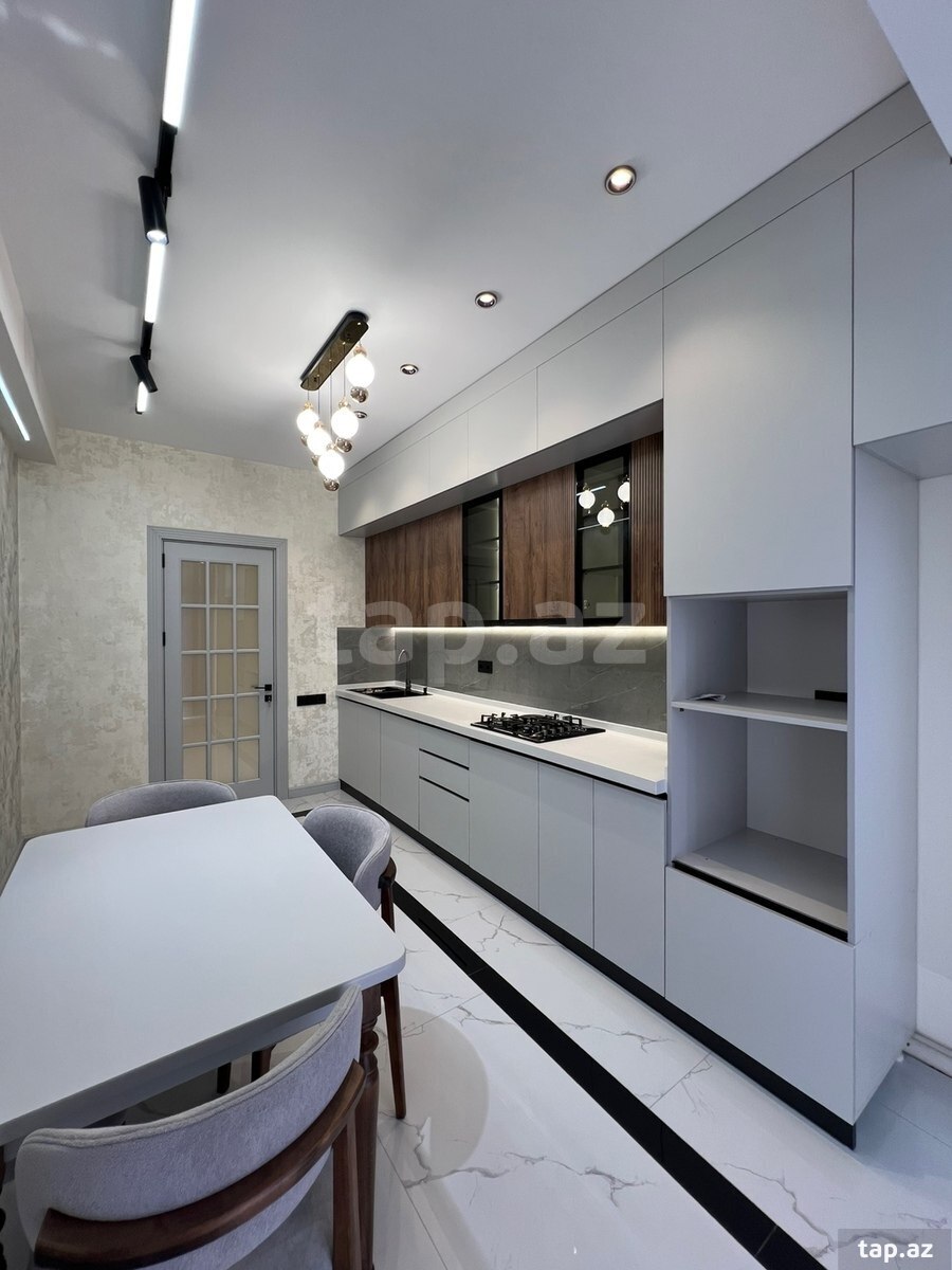 3-otaqlı yeni tikili, H.Aslanov m., 105 m²