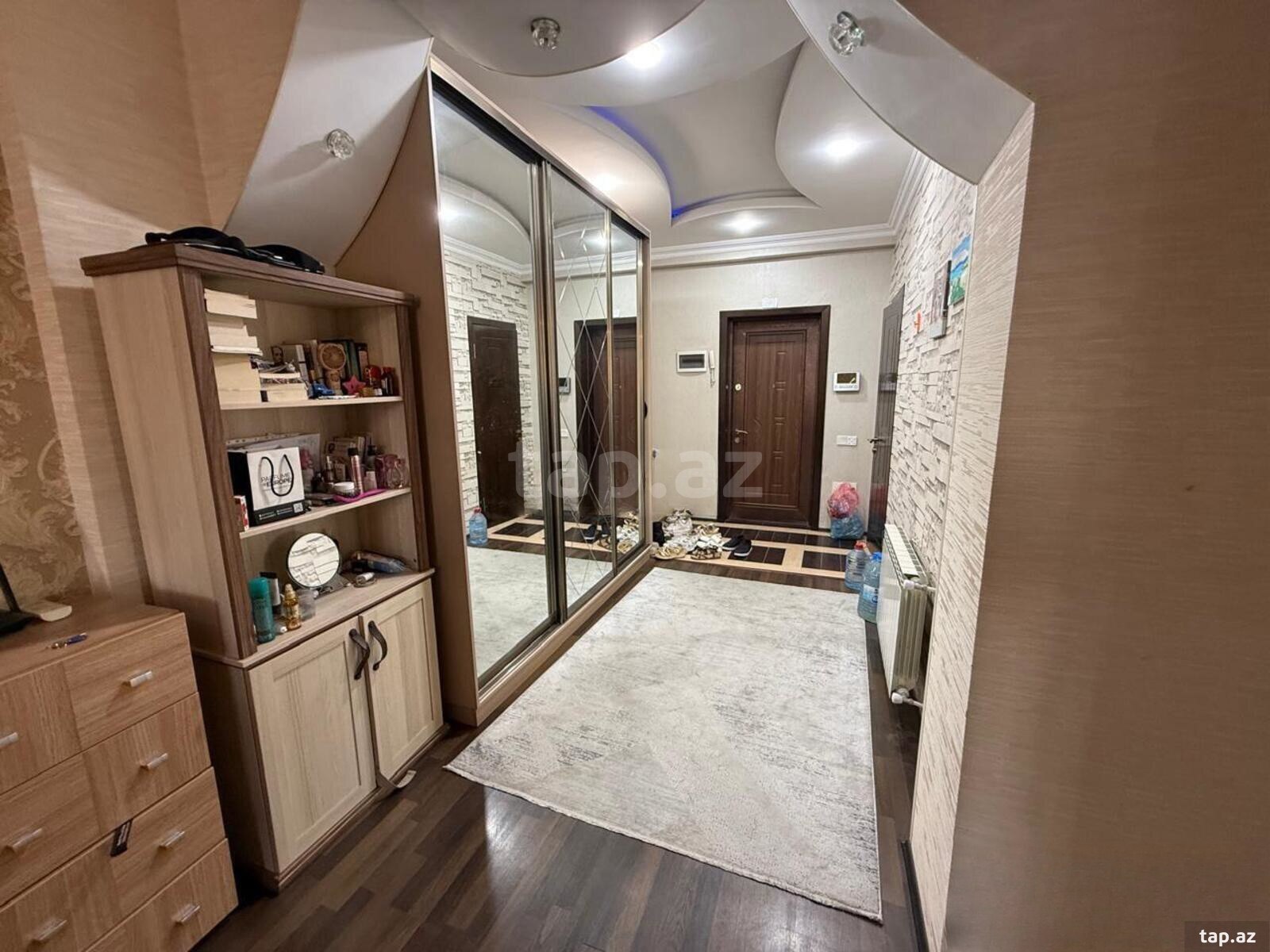 2-otaqlı yeni tikili, Asif Məhərrəmov küç., 94 m²