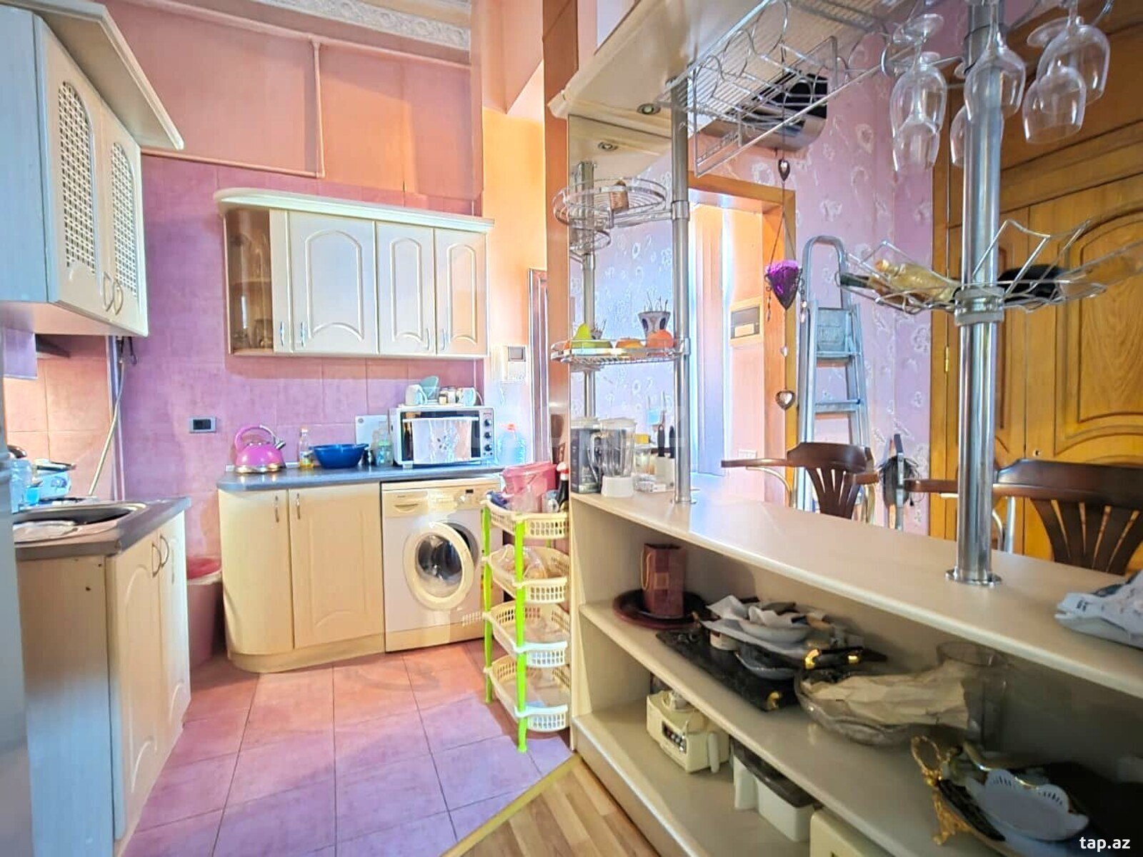 3-otaqlı mənzil, Sahil m., 108 m²
