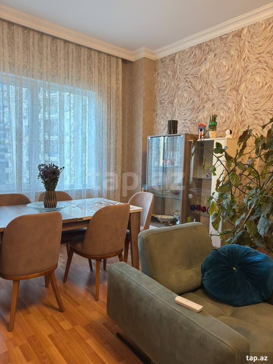 2-otaqlı yeni tikili, Şah İsmayıl Xətai m., 94 m²