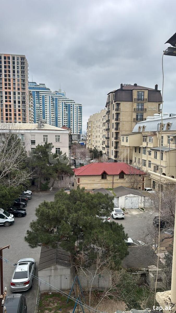 2-otaqlı mənzil kirayə verilir, Yeryomenko küç., 60 m²