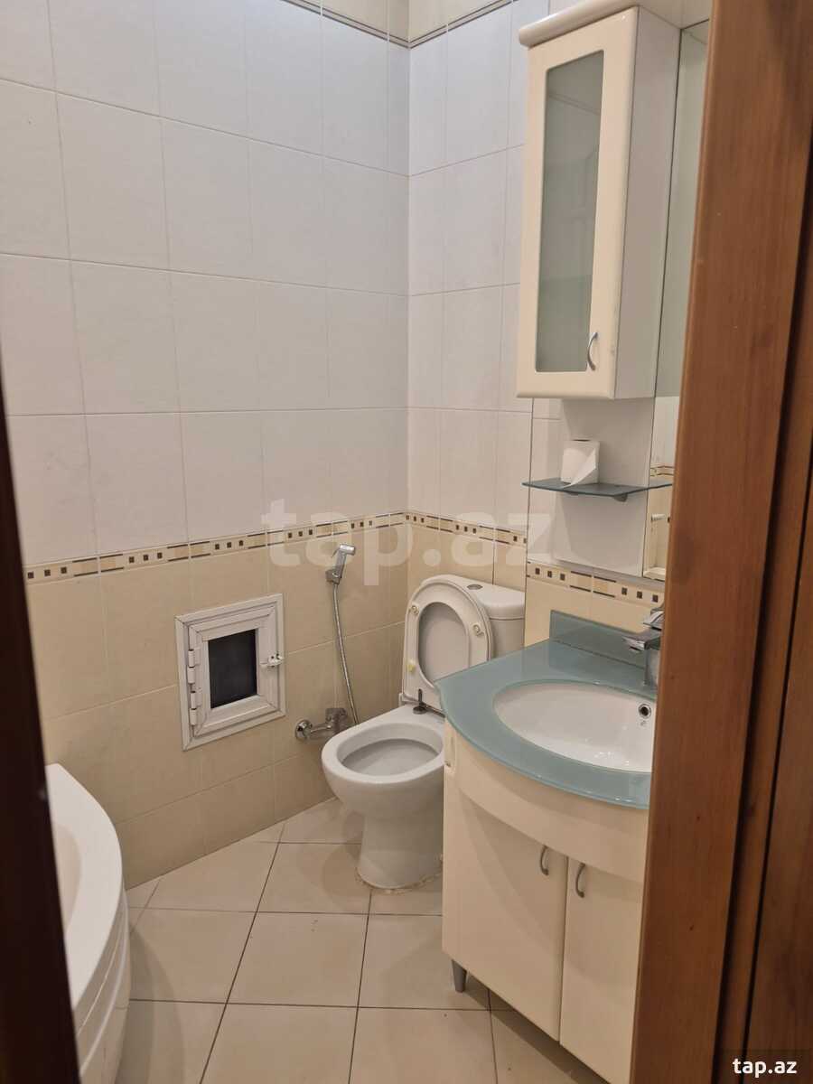 3-otaqlı yeni tikili kirayə verilir, 28 May küç., 171 m²
