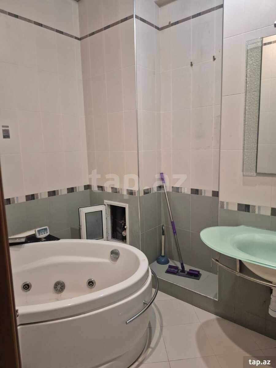 3-otaqlı yeni tikili kirayə verilir, 28 May küç., 171 m²