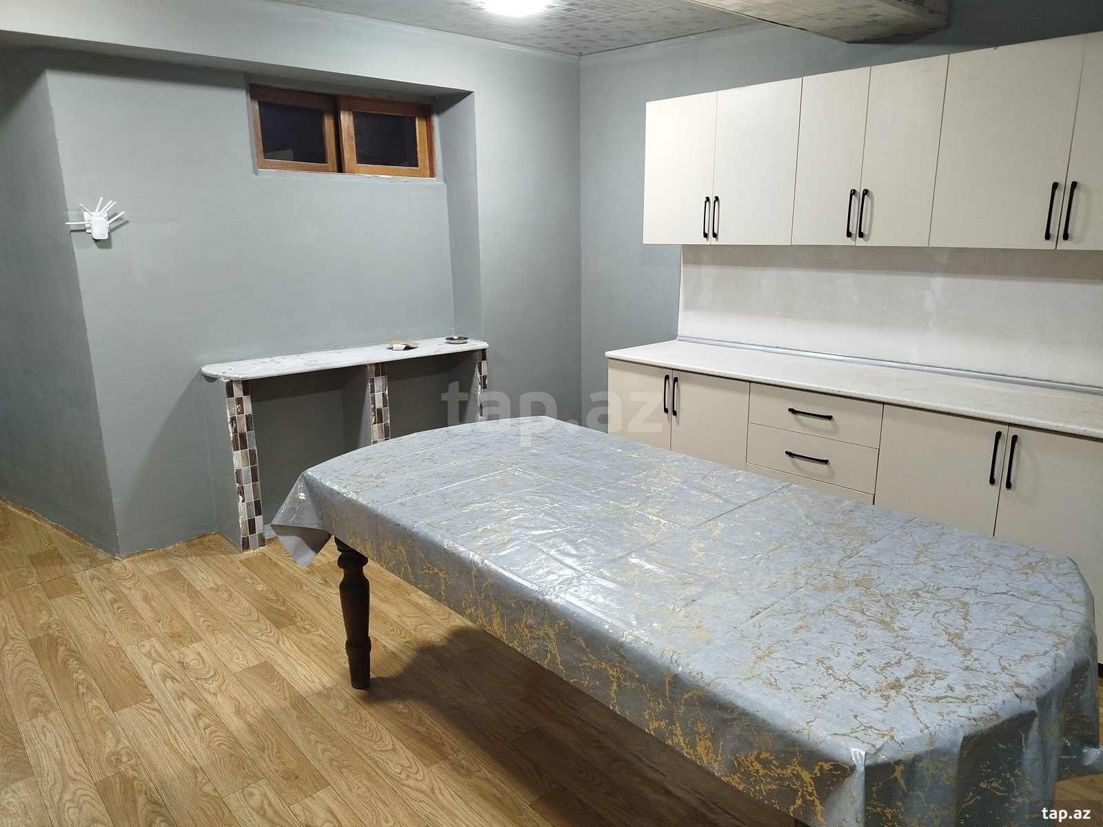 5-otaqlı yeni tikili kirayə verilir, Nizami r., 250 m²