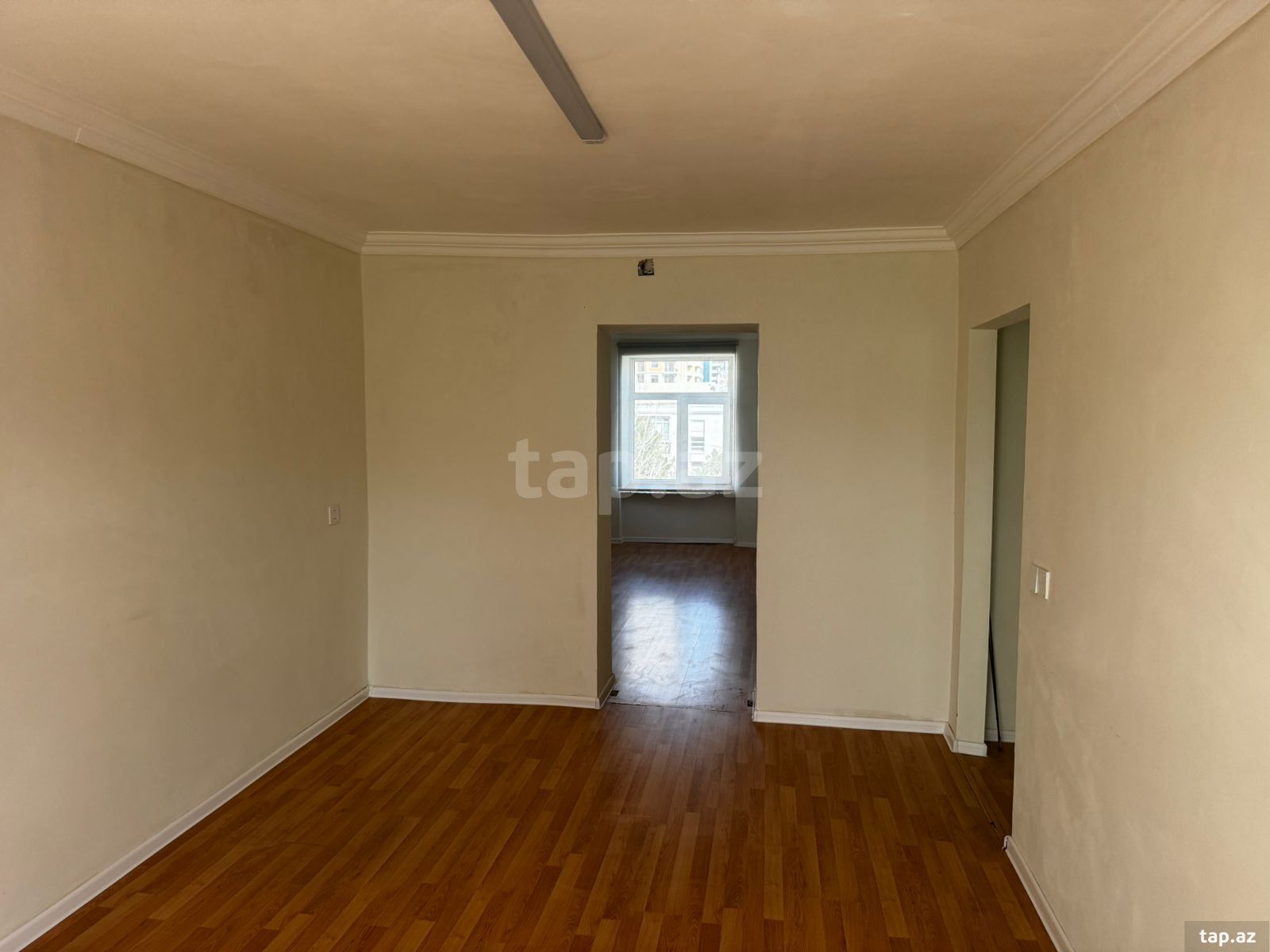 2-otaqlı mənzil kirayə verilir, Şah İsmayıl Xətai m., 55 m²