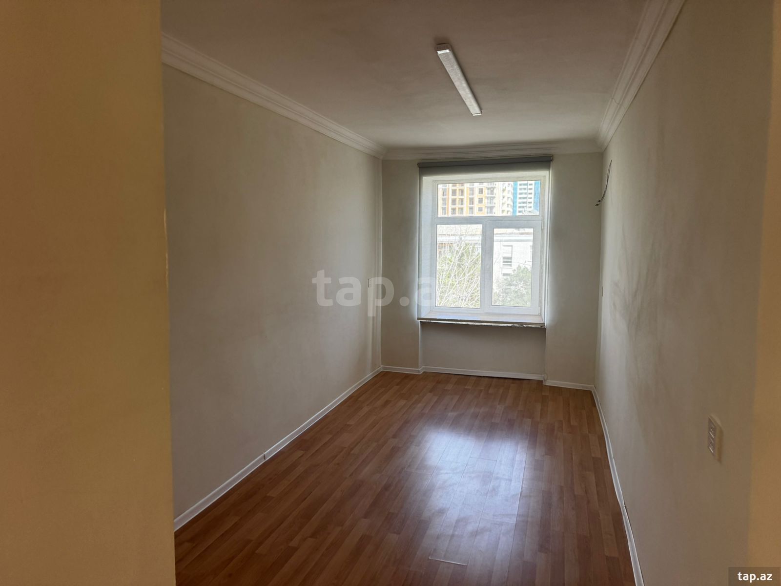 2-otaqlı mənzil kirayə verilir, Şah İsmayıl Xətai m., 55 m²