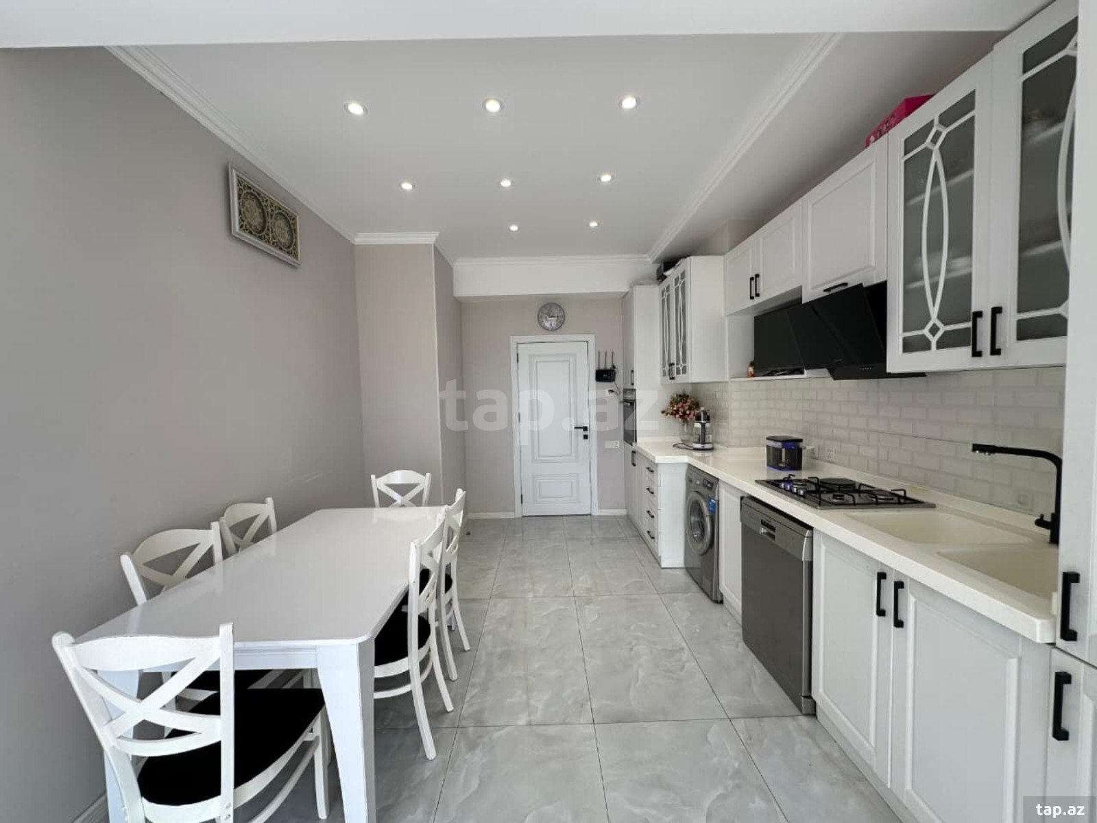3-otaqlı yeni tikili, Həzi Aslanov m., 115 m²