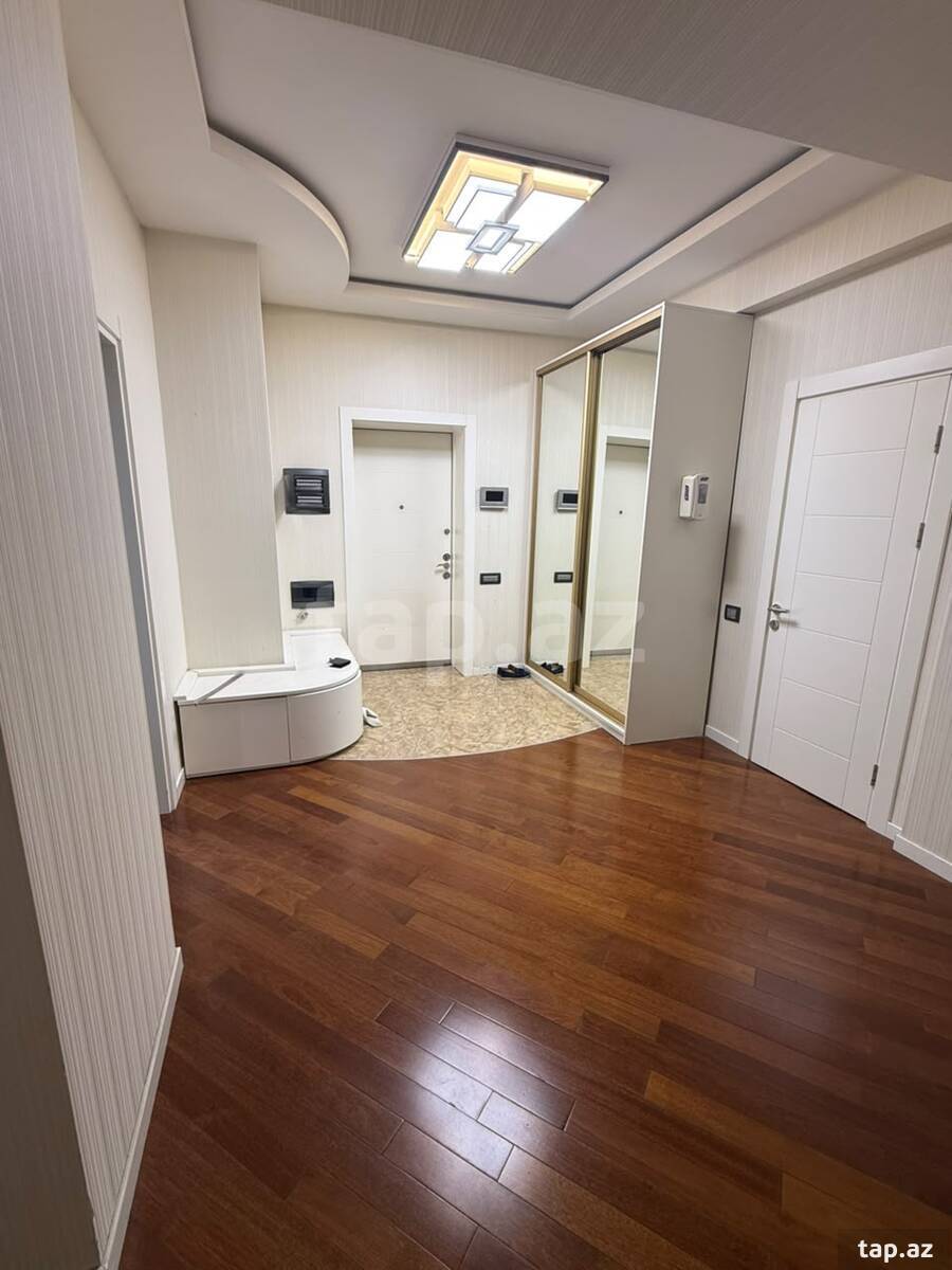 4-otaqlı yeni tikili kirayə verilir, Məmməd Rəhim küç., 160 m²