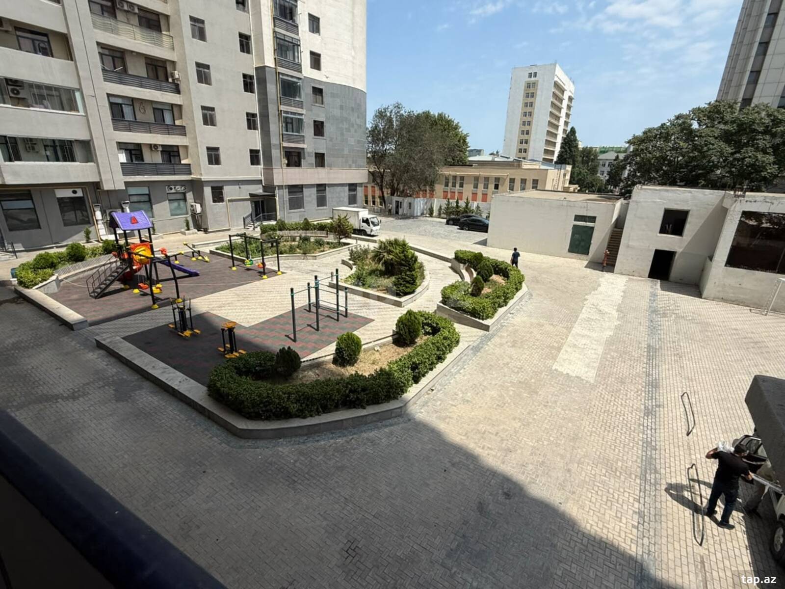 4-otaqlı yeni tikili kirayə verilir, Məmməd Rəhim küç., 160 m²