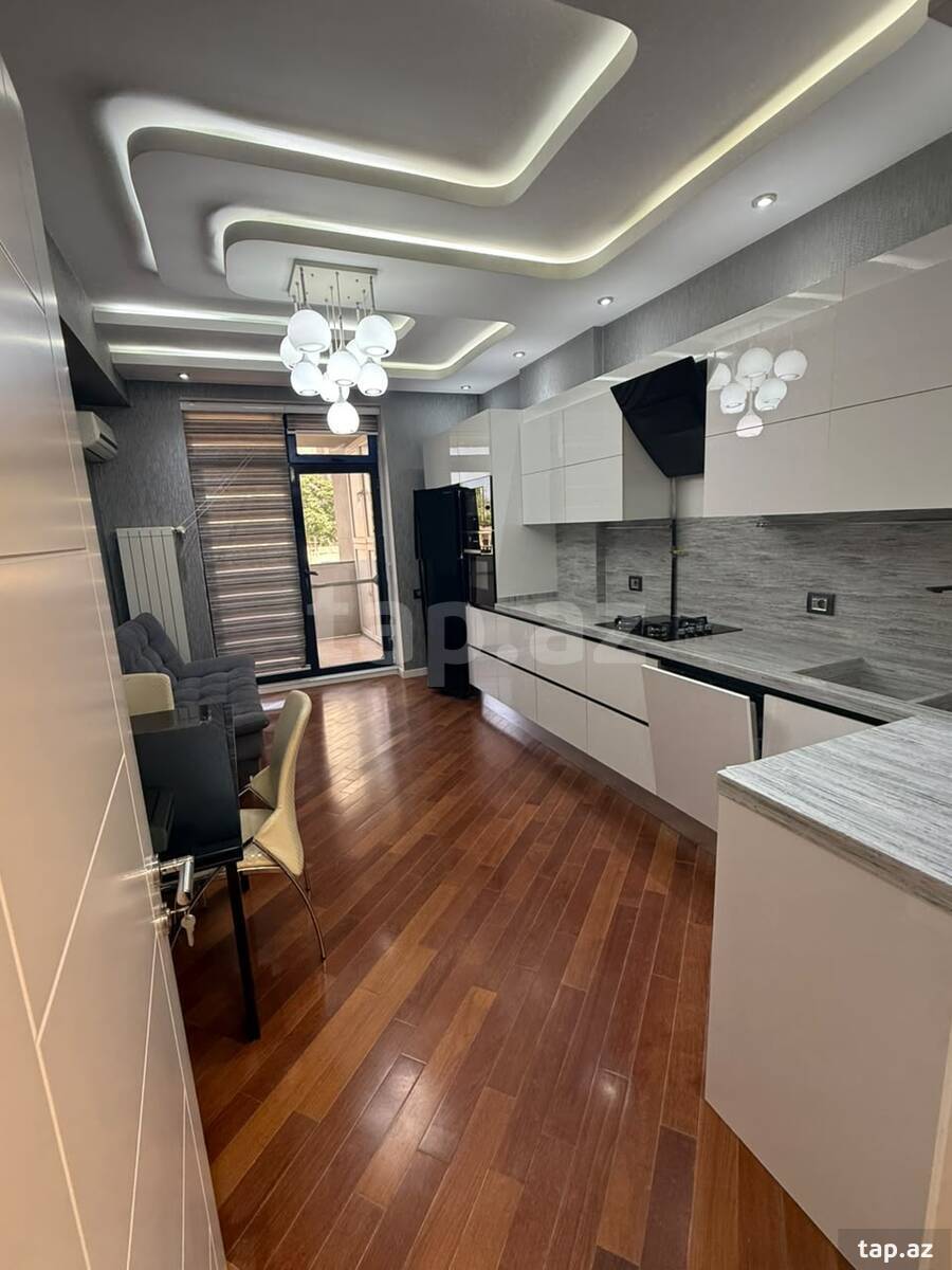 4-otaqlı yeni tikili kirayə verilir, Məmməd Rəhim küç., 160 m²