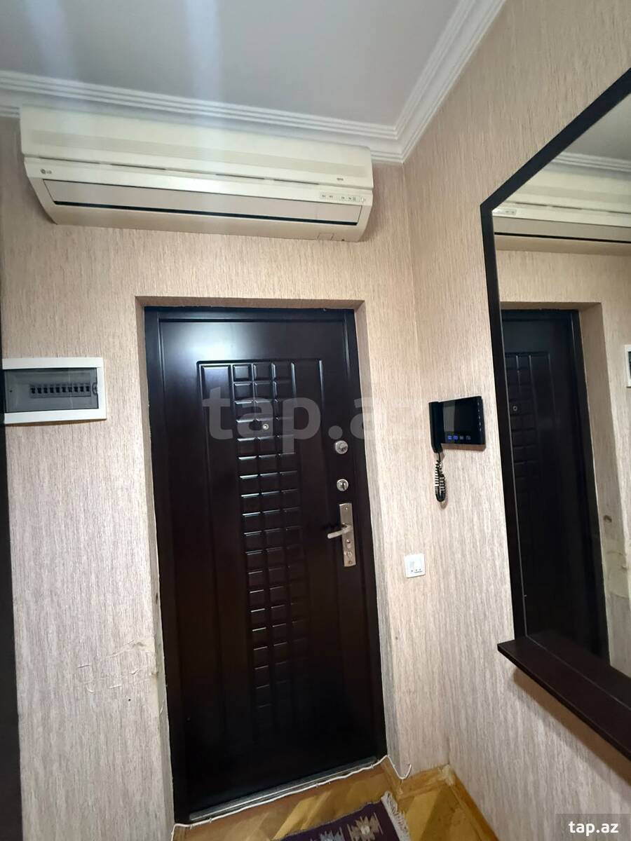 3-otaqlı mənzil, Cəmşid Naxçıvanski küç., 80 m²