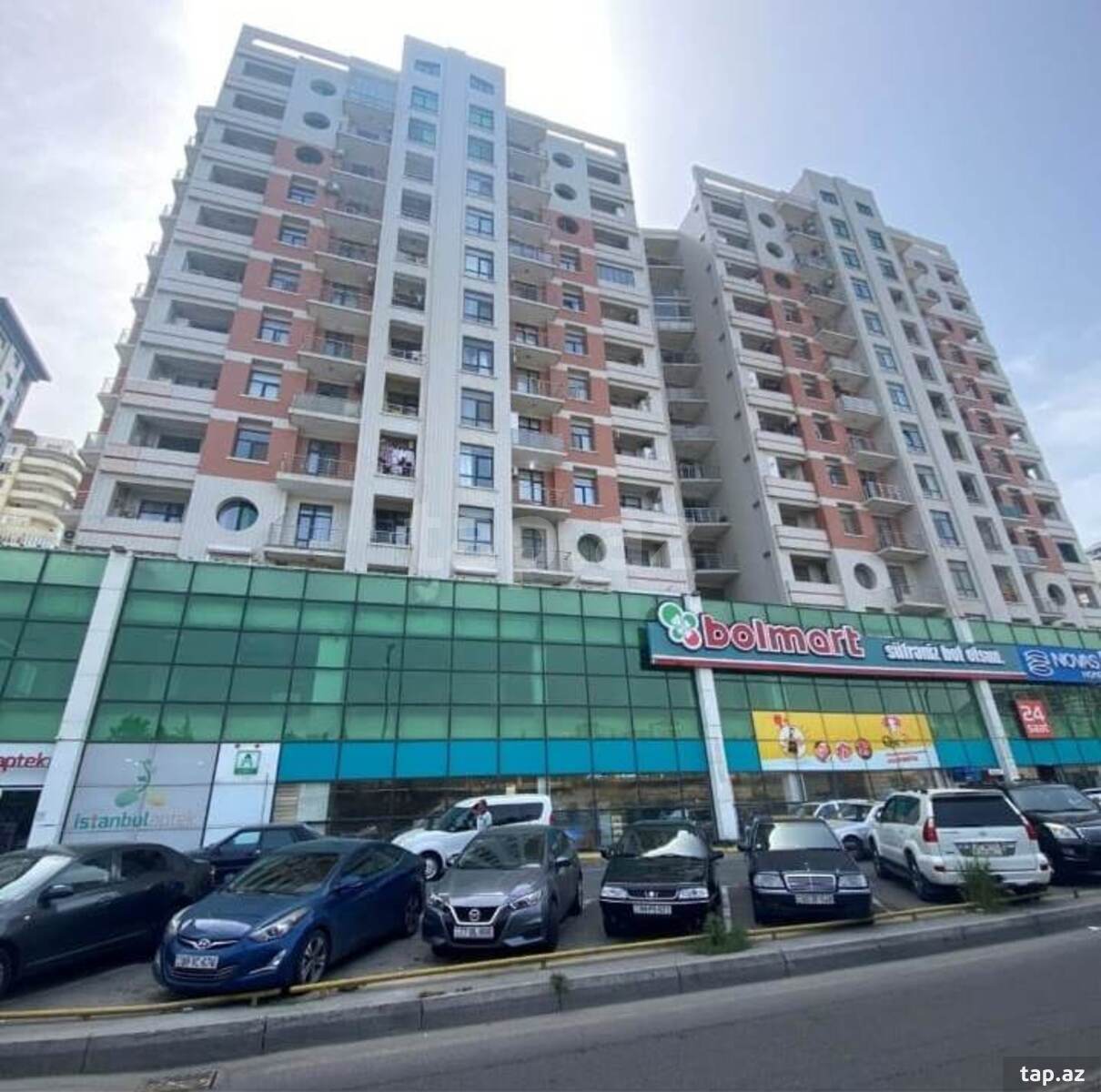 3-otaqlı yeni tikili kirayə verilir, Ə.Salamzadə küç., 130 m²