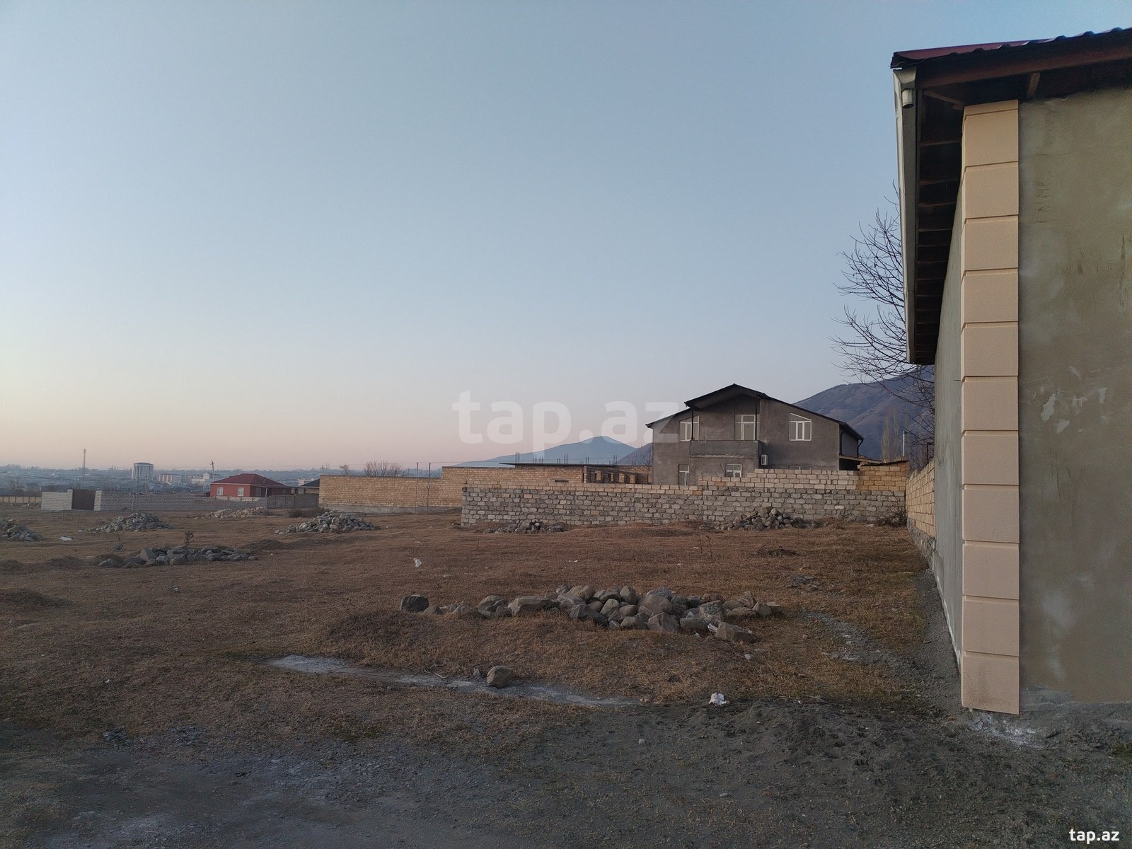 6 sot torpaq sahəsi, 104-cu kvartal
