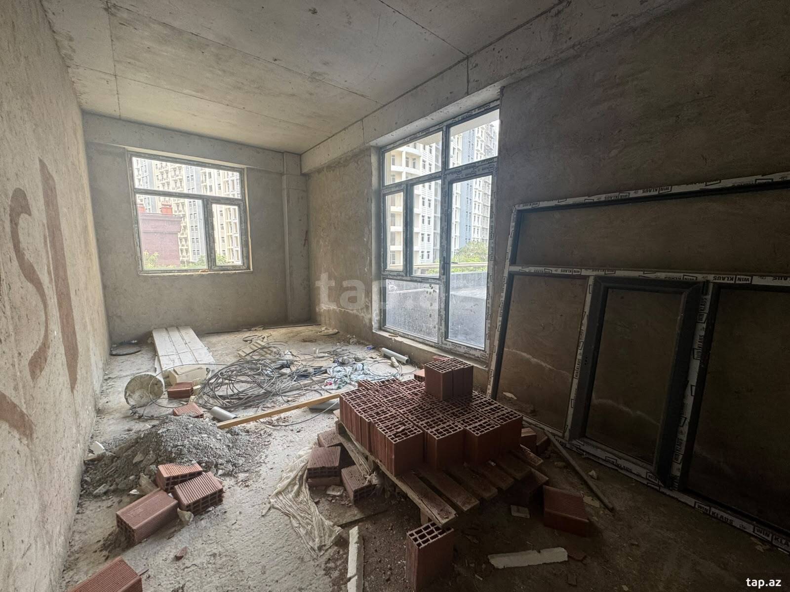 4-otaqlı yeni tikili, Nərimanov r., 131 m²