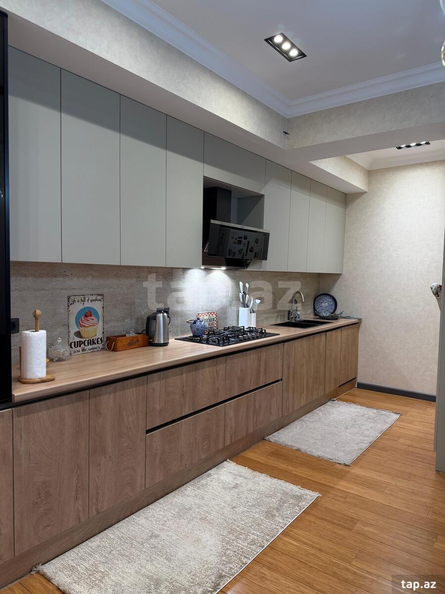 3-otaqlı yeni tikili kirayə verilir, Sergey Senyuşkin küç., 128 m²