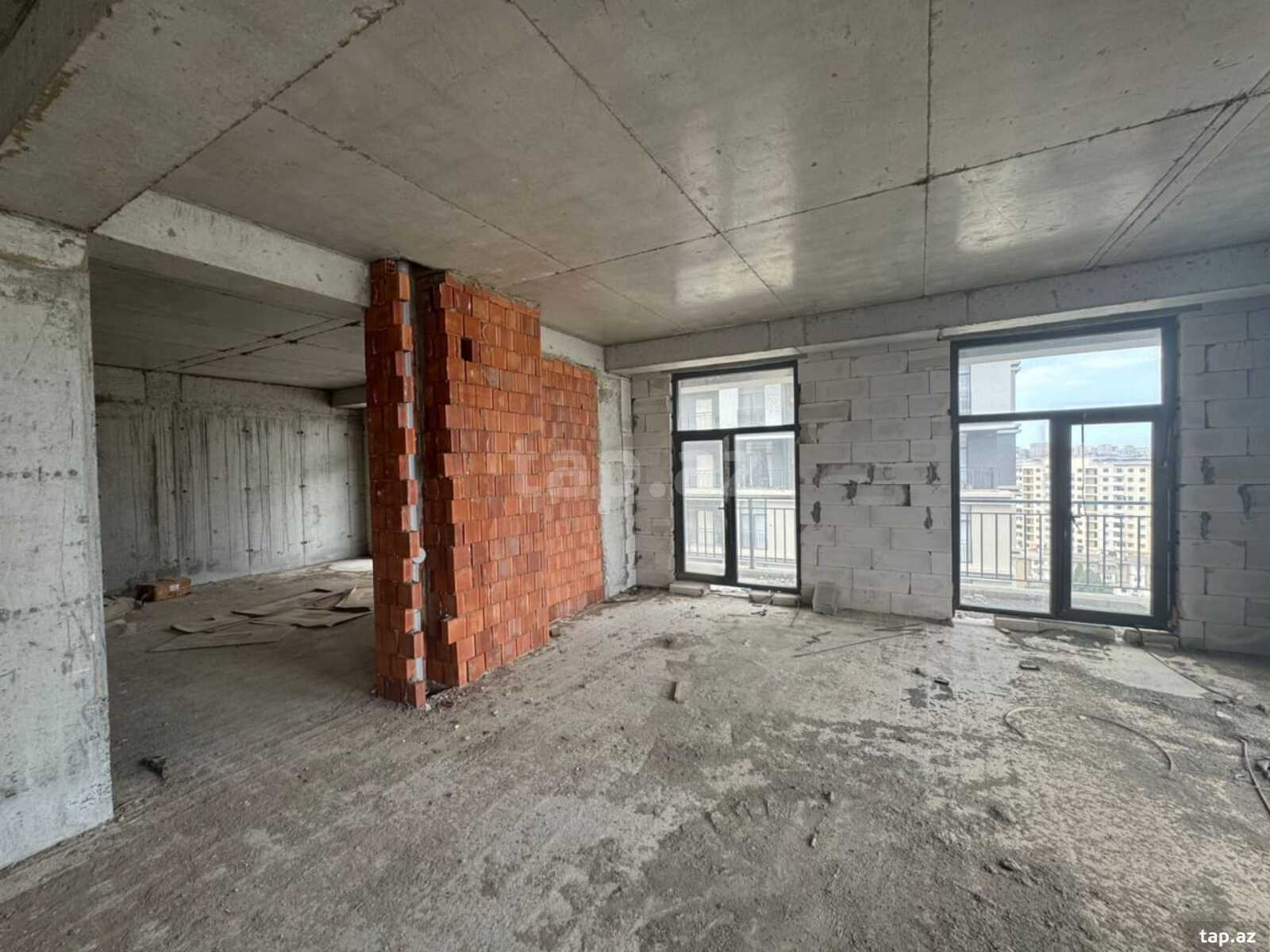 4-otaqlı yeni tikili, Nərimanov r., 170 m²