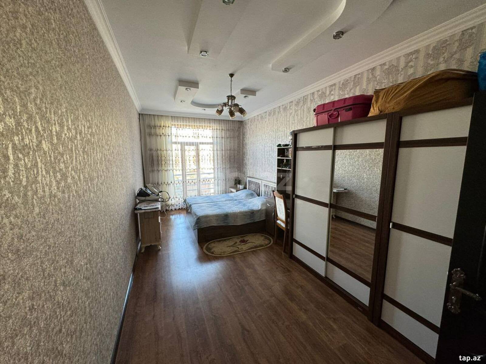 4-otaqlı yeni tikili, Sərdar Səfərov küç., 198 m²