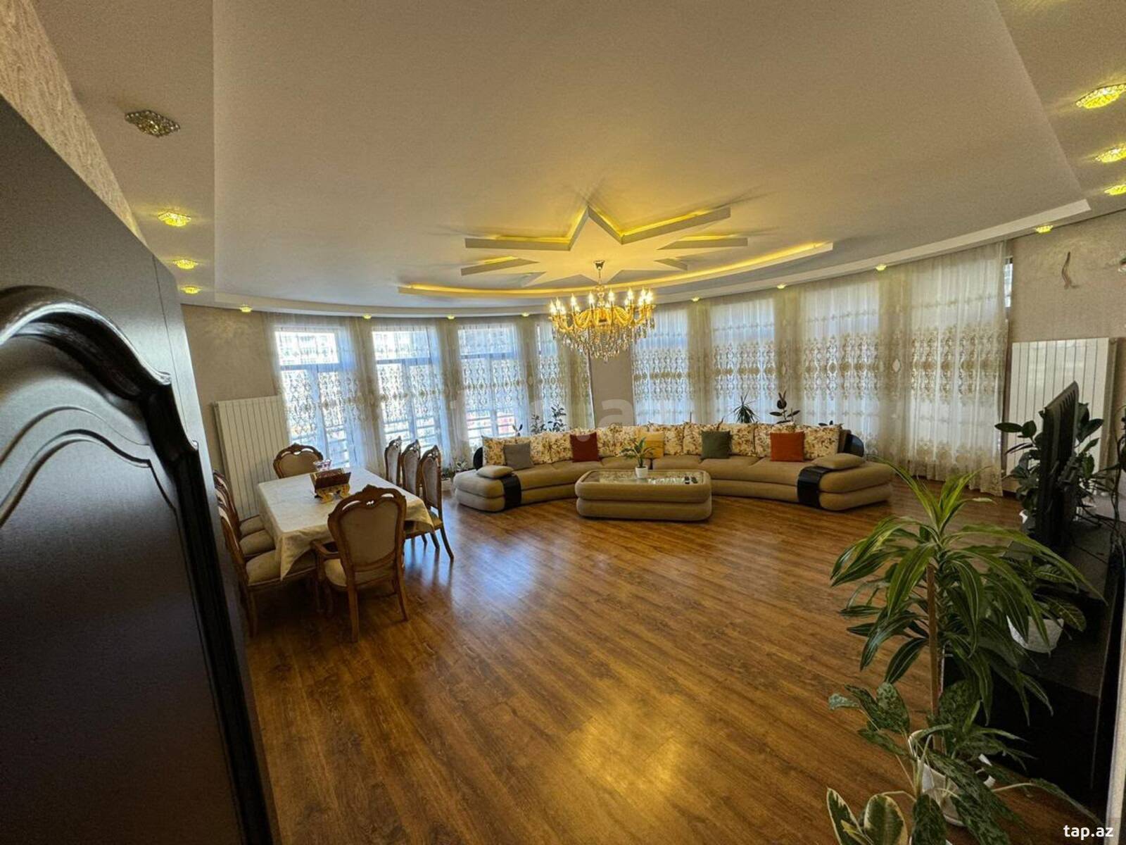 4-otaqlı yeni tikili, Sərdar Səfərov küç., 198 m²