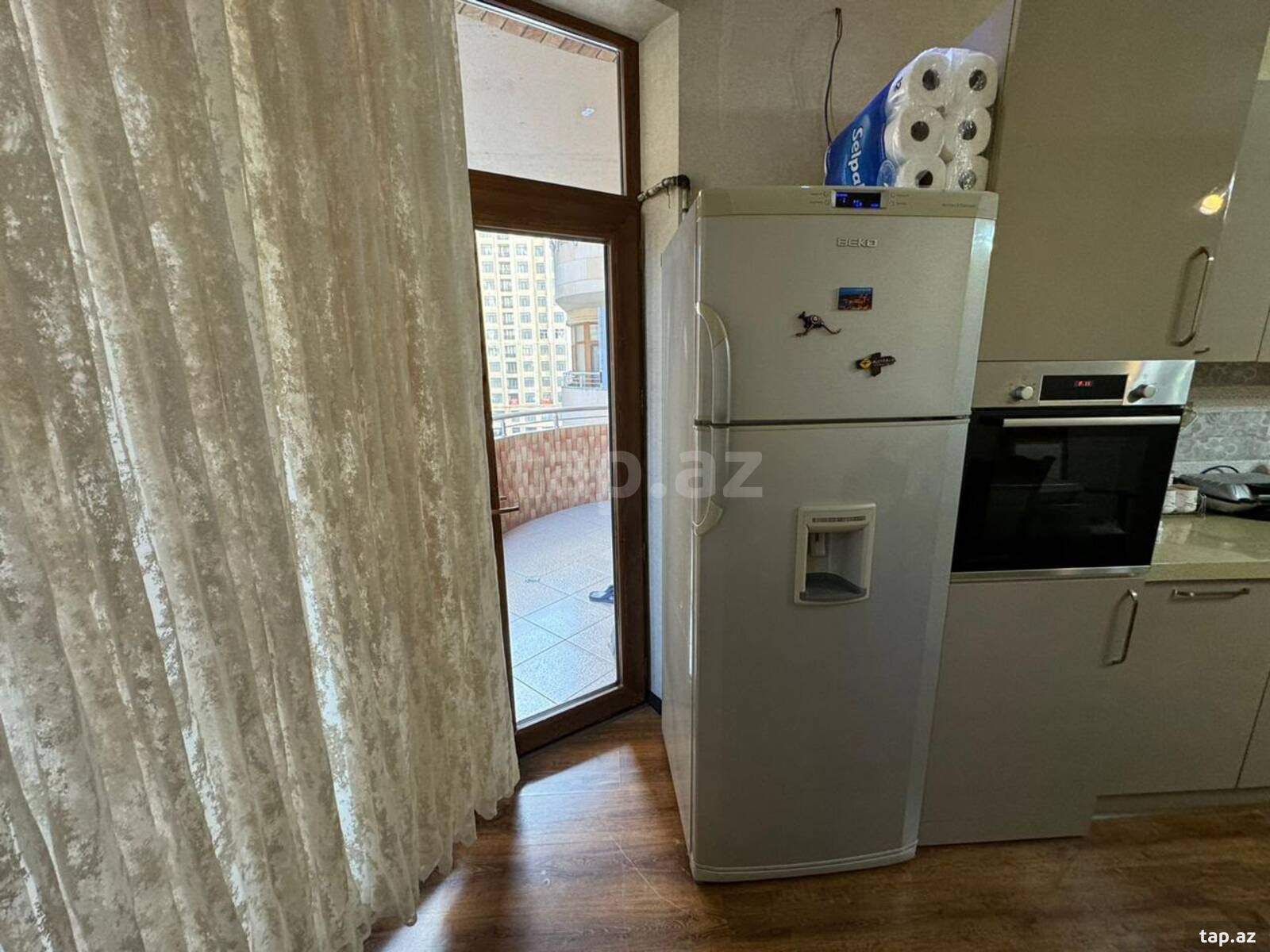 4-otaqlı yeni tikili, Sərdar Səfərov küç., 198 m²