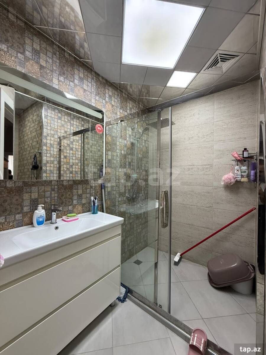 2-otaqlı yeni tikili kirayə verilir, Elmlər Akademiyası m., 75 m²