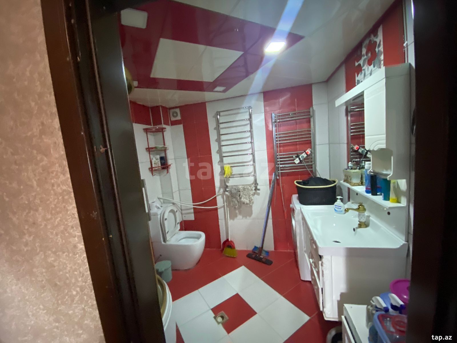 3-otaqlı mənzil kirayə verilir, Rövşən Cəfərov küç., 80 m²