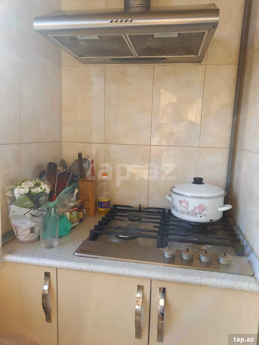 3-otaqlı mənzil kirayə verilir, Rövşən Cəfərov küç., 80 m²