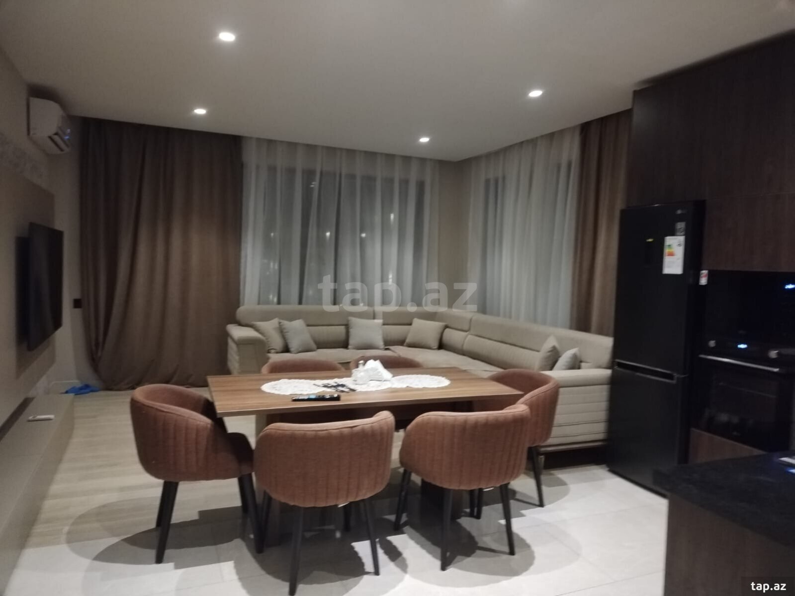 3-otaqlı yeni tikili kirayə verilir, Sea Breeze, 160 m²