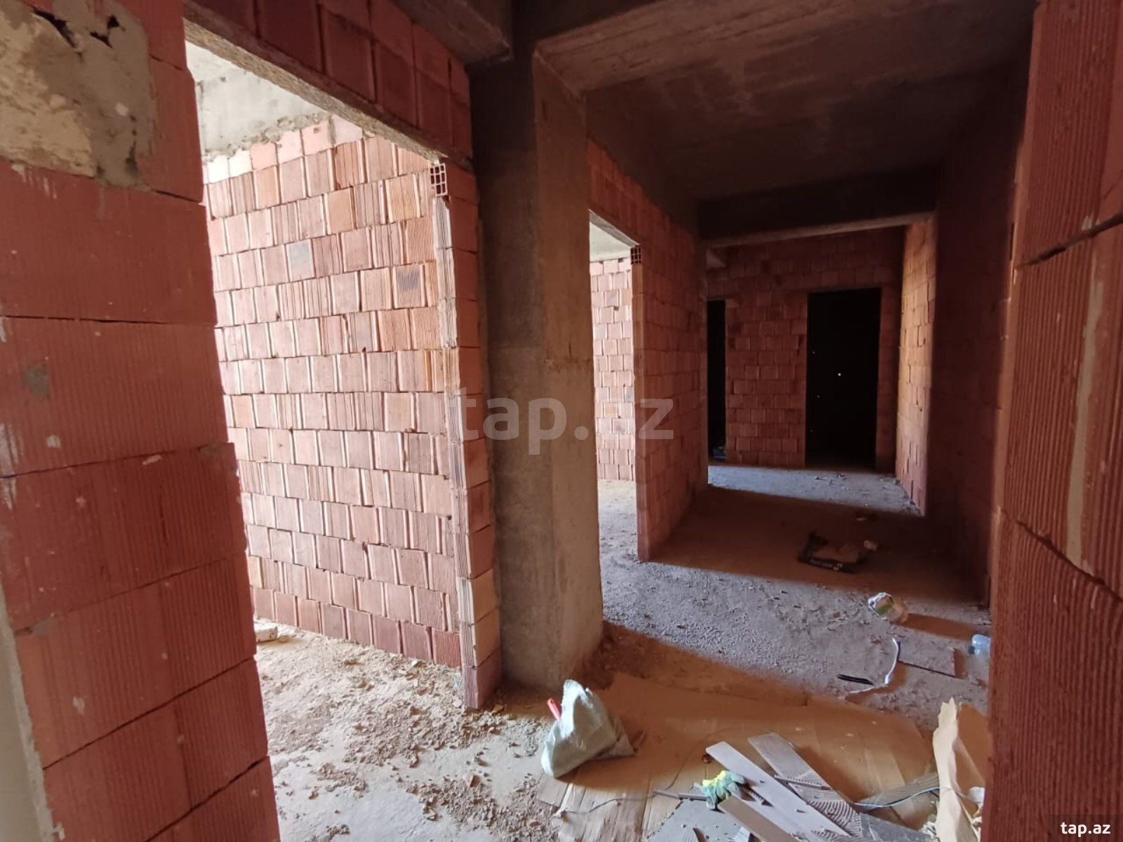 2-otaqlı yeni tikili, Qurtuluş küç. 93, 83 m²