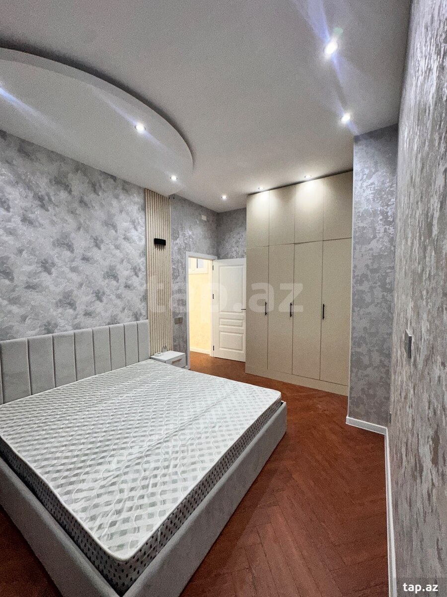 2-otaqlı yeni tikili, E. Akademiyası m., 64 m²