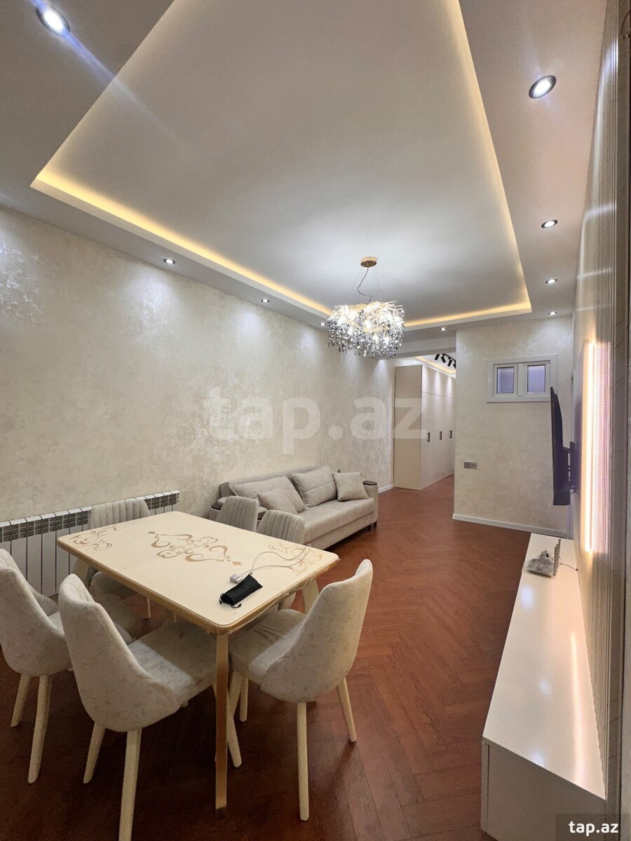 2-otaqlı yeni tikili, E. Akademiyası m., 64 m²