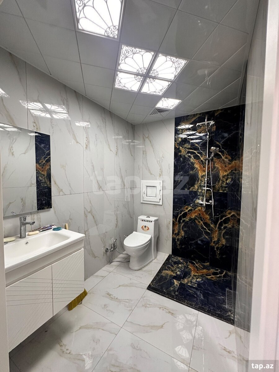 2-otaqlı yeni tikili, E. Akademiyası m., 64 m²