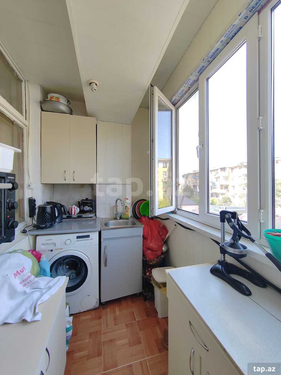 2-otaqlı mənzil, Xalqlar Dostluğu m., 42 m²