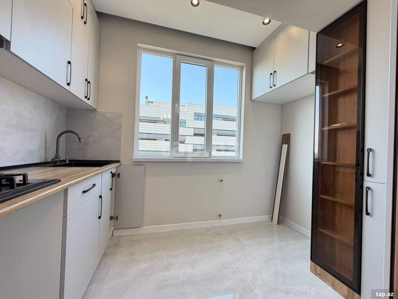 2-otaqlı mənzil, Neftçilər m., 62 m²