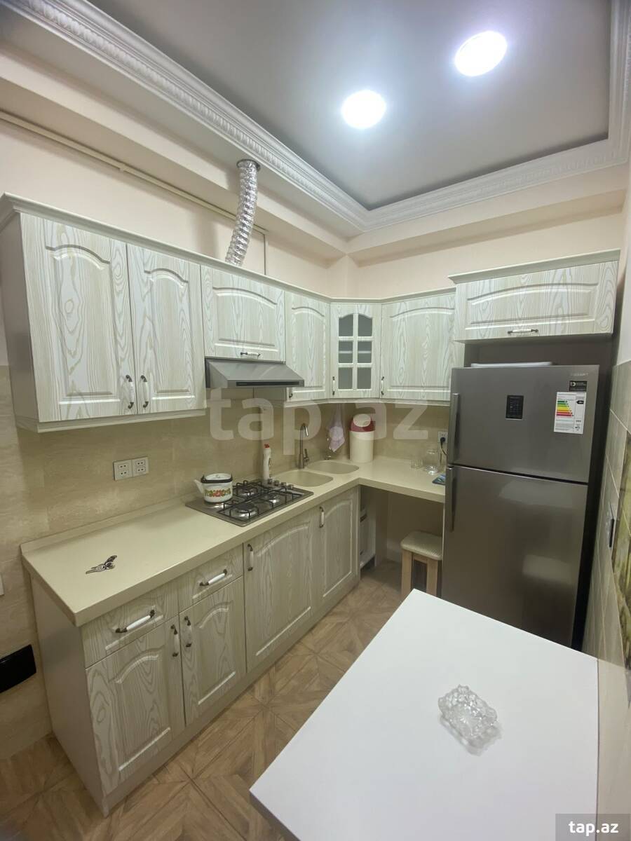 2-otaqlı yeni tikili, 8 noyabr m., 52 m²