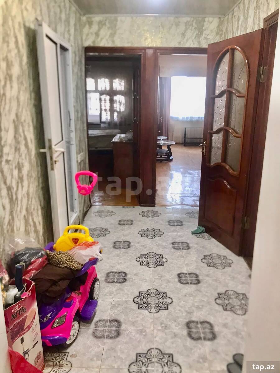 2-otaqlı mənzil kirayə verilir, Gənclik m., 80 m²