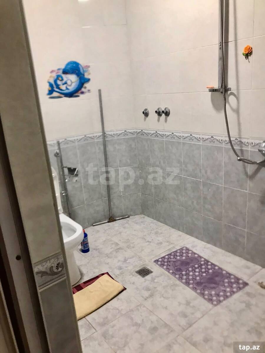 2-otaqlı mənzil kirayə verilir, Gənclik m., 80 m²