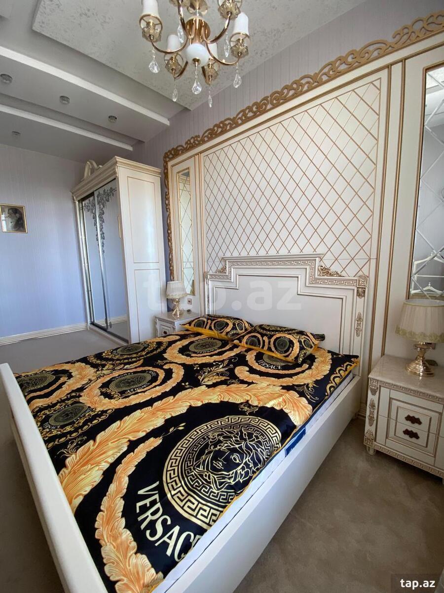 2-otaqlı yeni tikili, Moskva pr. 8, 93 m²
