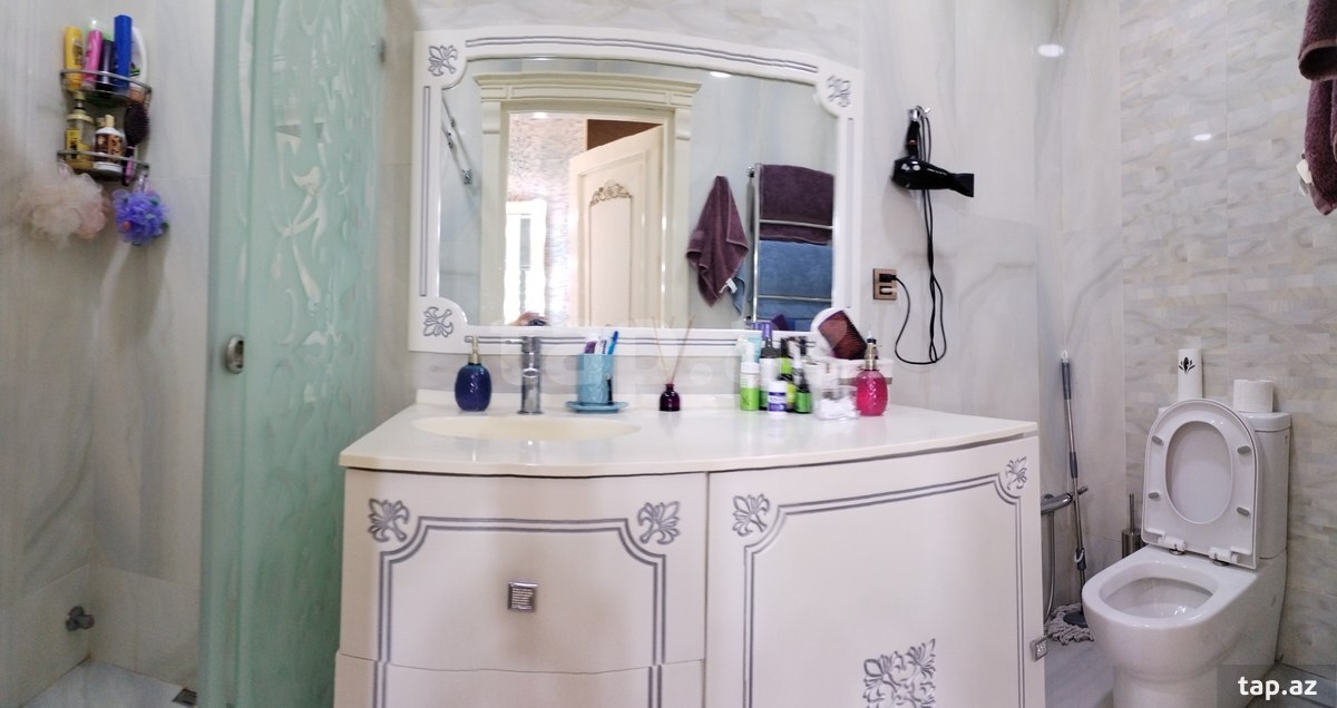 2-otaqlı yeni tikili, Moskva pr. 8, 93 m²