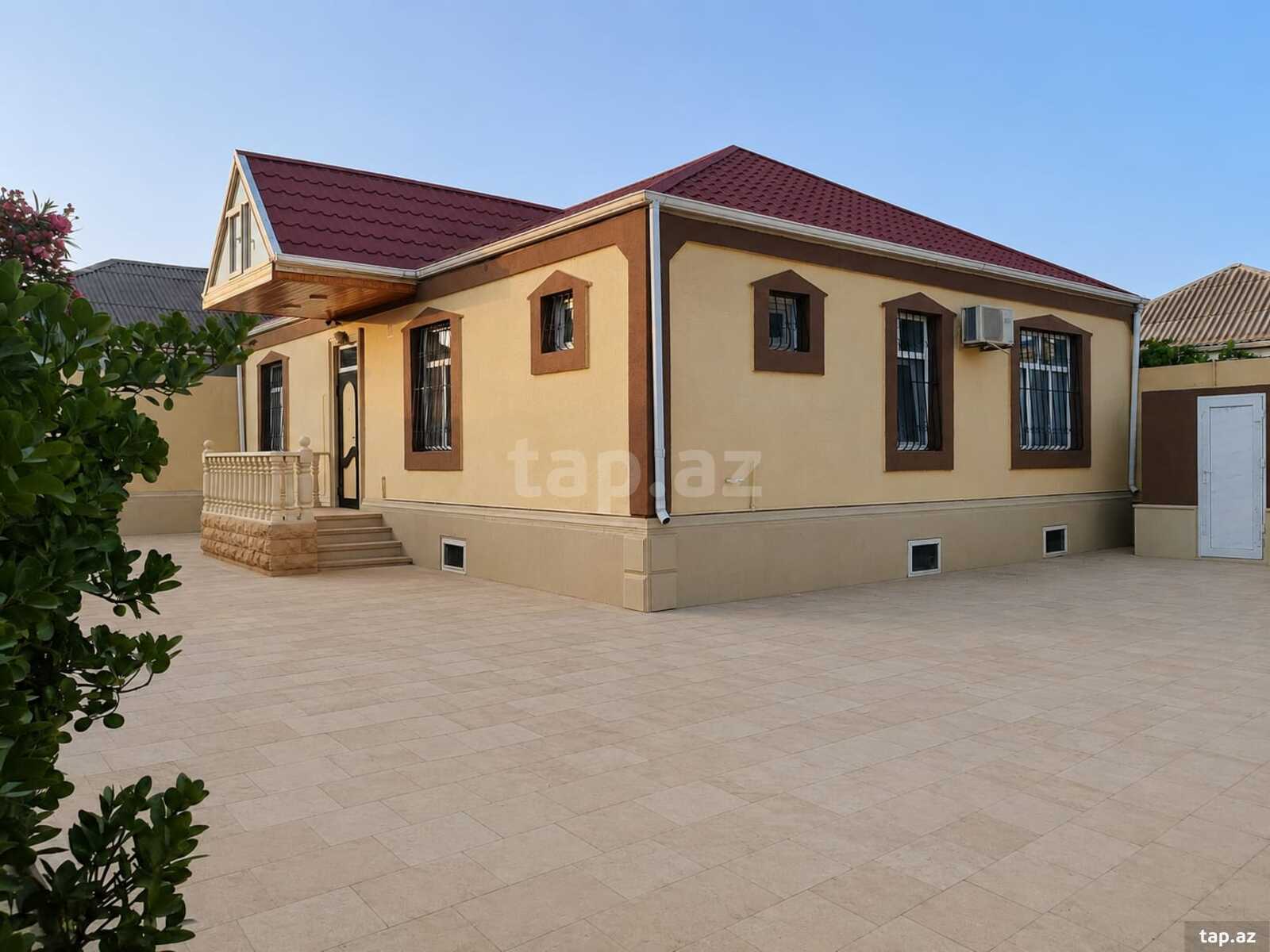 Həyət evi, Qala qəs.