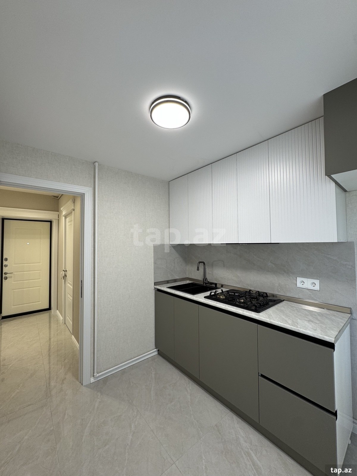 2-otaqlı mənzil, Elmlər Akademiyası m., 45 m²