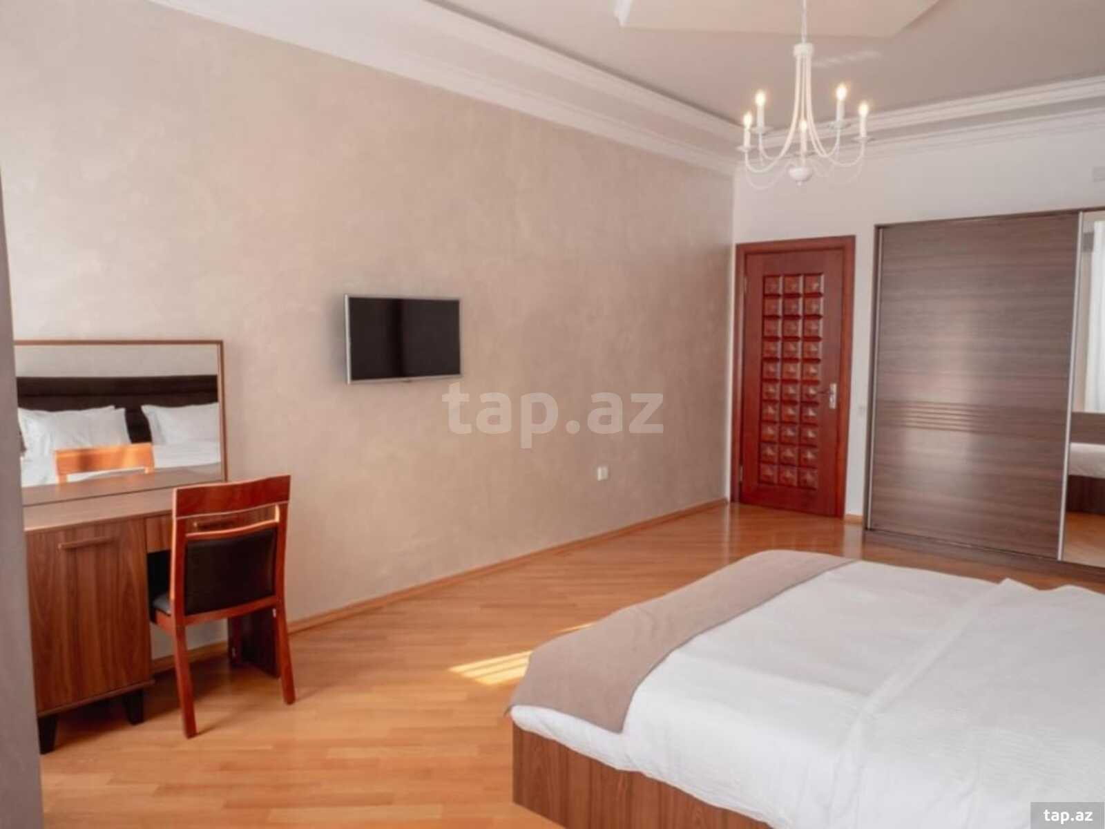 4-otaqlı yeni tikili, Afyəddin Cəlilov küç., 140 m²