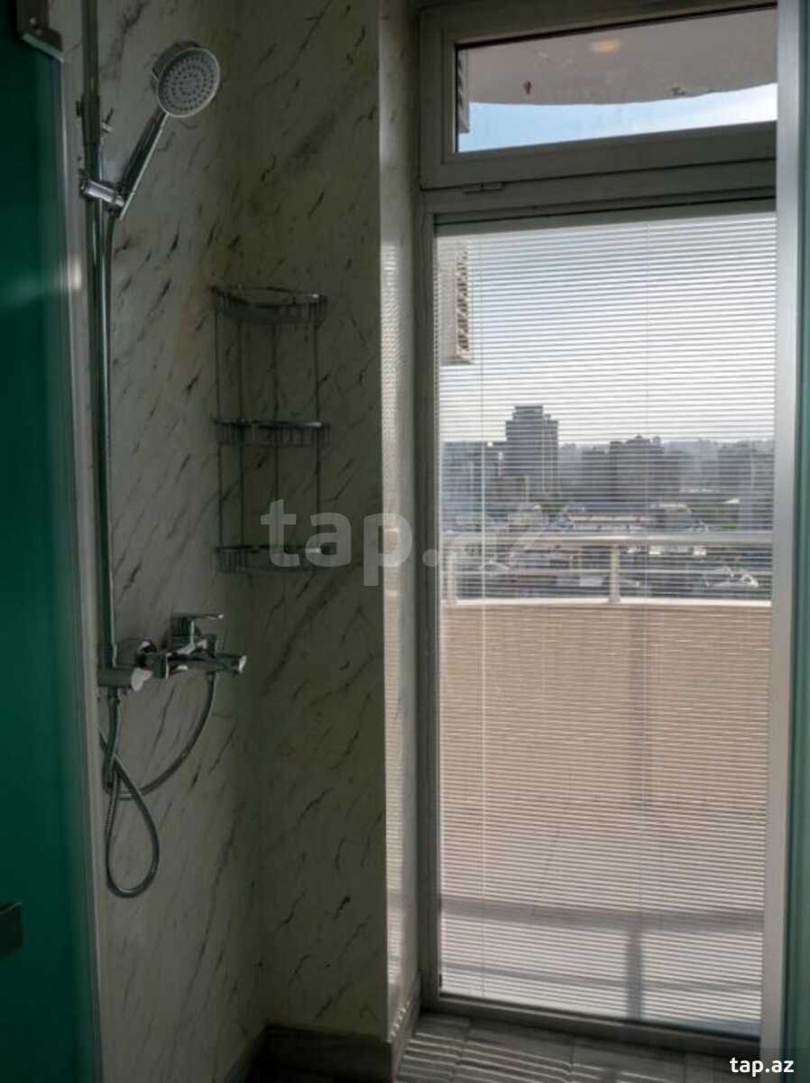 4-otaqlı yeni tikili, Afyəddin Cəlilov küç., 140 m²