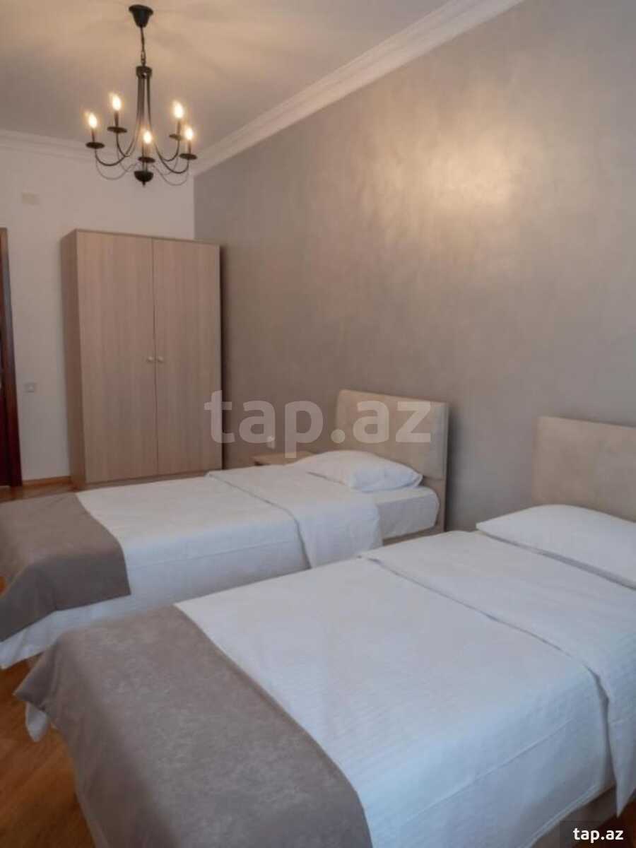 4-otaqlı yeni tikili, Afyəddin Cəlilov küç., 140 m²
