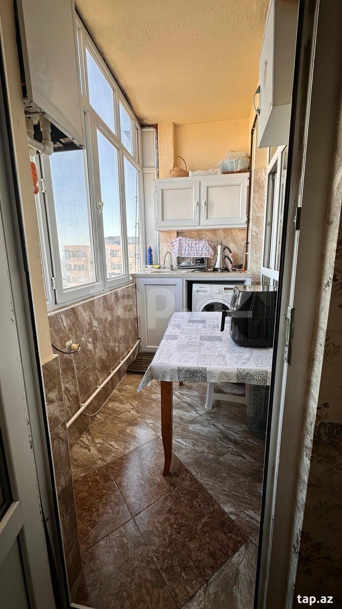 2-otaqlı yeni tikili, İnşaatçılar m., 60 m²
