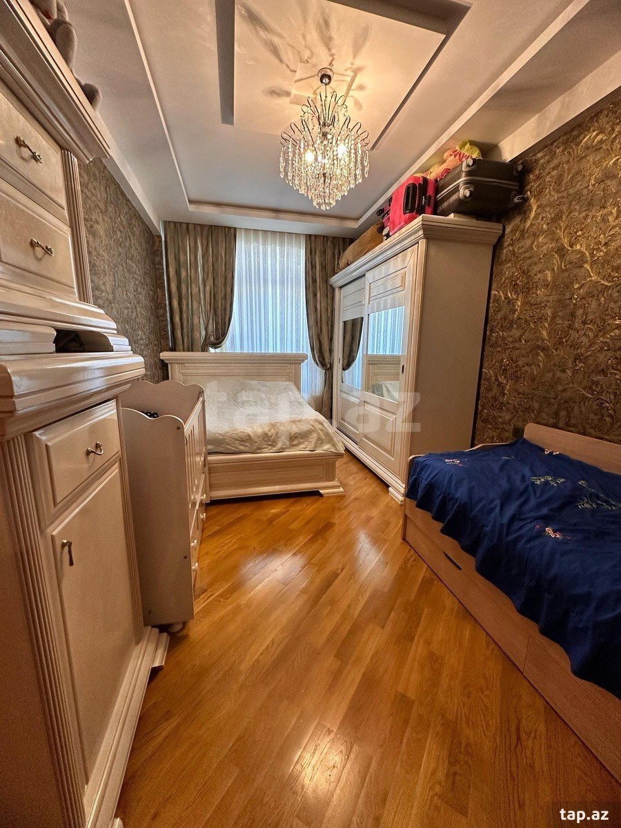 2-otaqlı yeni tikili, İnşaatçılar m., 60 m²